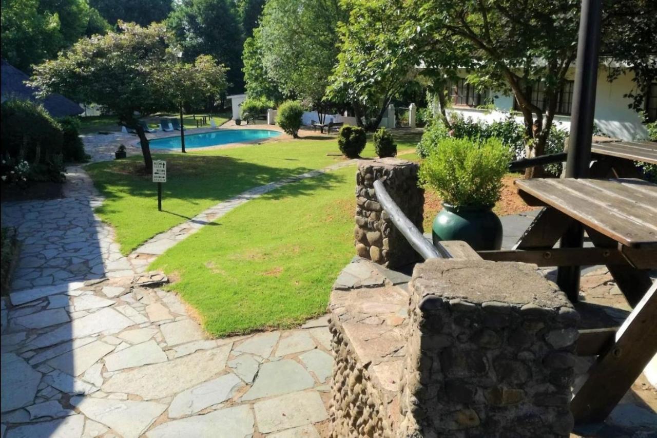 Himeville Arms Bagian luar foto